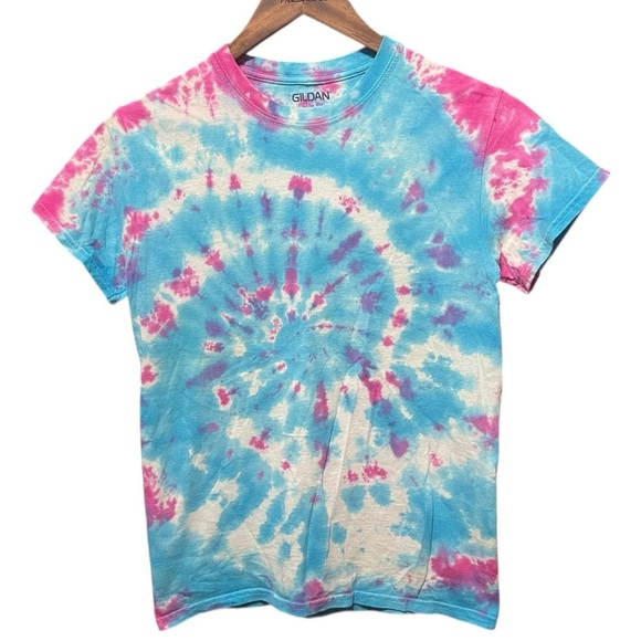 Gildan Other - plain blank blue pink purple white swirl tie-dye Gildan crewneck hippie T-shirt